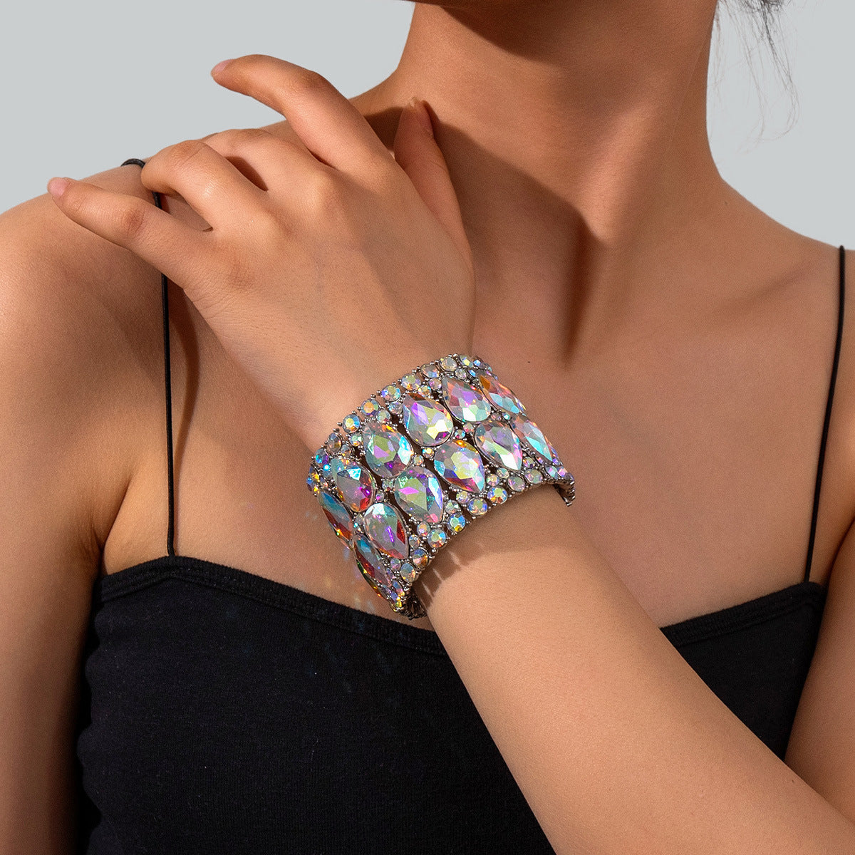 Wholesale Popular Fashion Rhinestone Crystal Gemstone Elastic Wide Alloy Bracelet